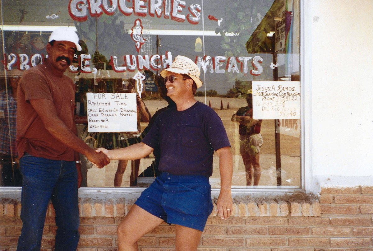 Traces of Texas tweet media