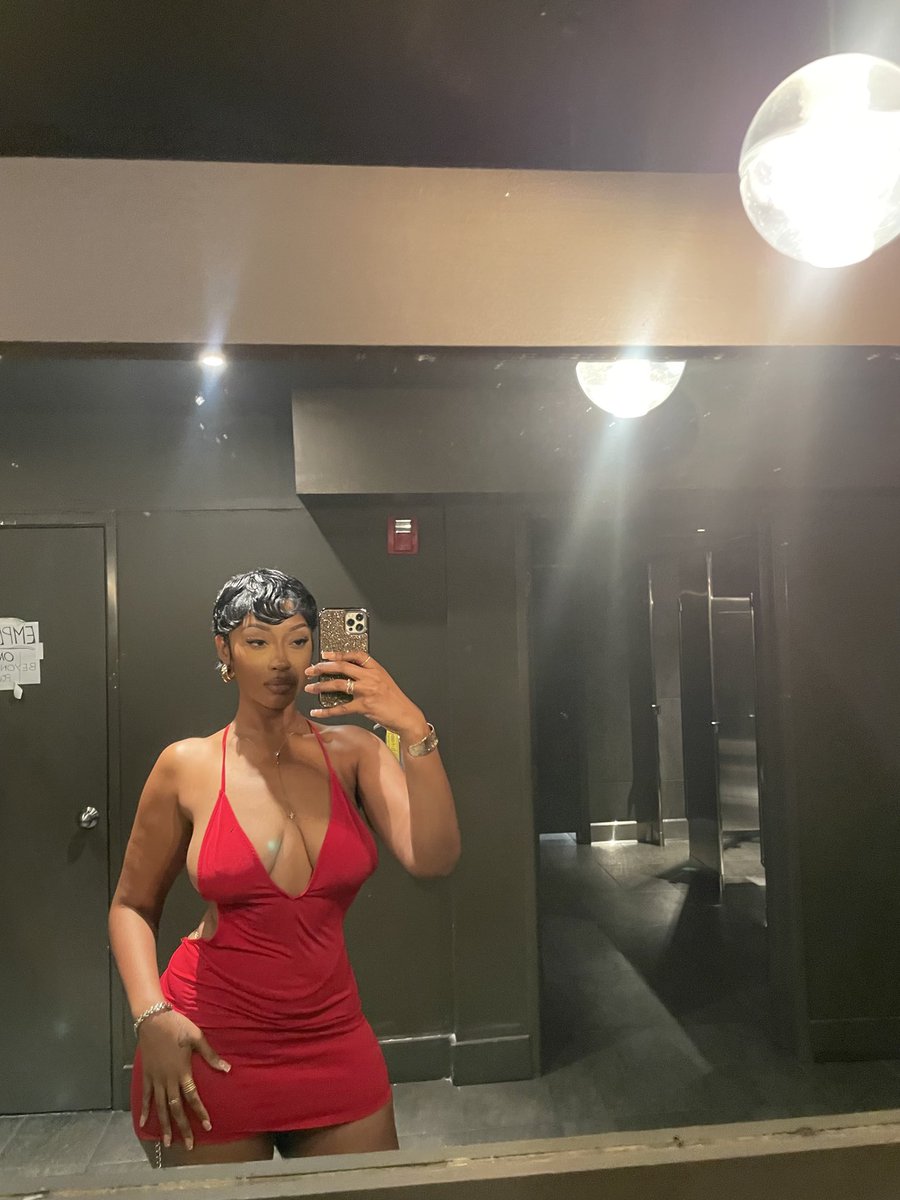 Prisi ༺♡༻ tweet media