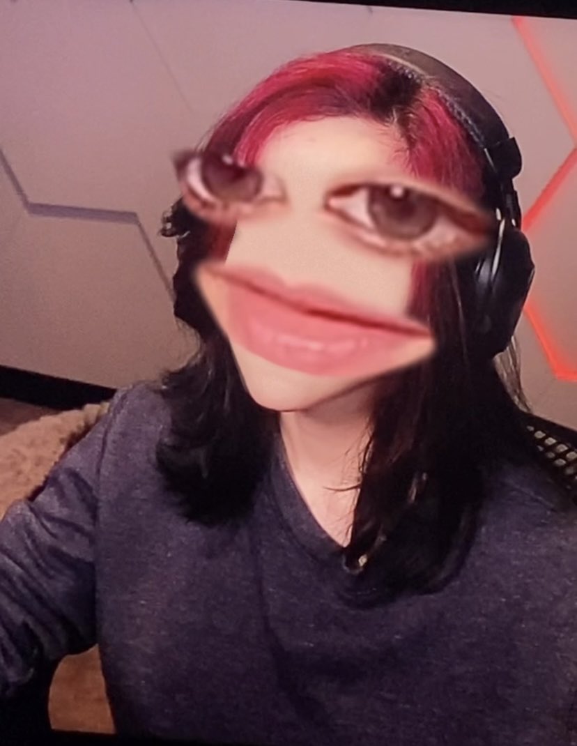 cria da dragoa 💜 tweet media