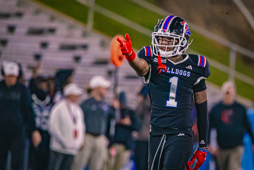 Josh McDaniel 📷 tweet media