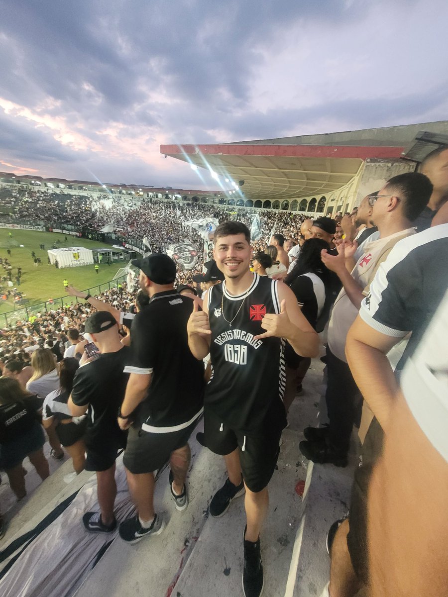 dreboredo08's tweet photo. Nunca vão entender esse amor... 💢 https://t.co/OpT93wZX5A