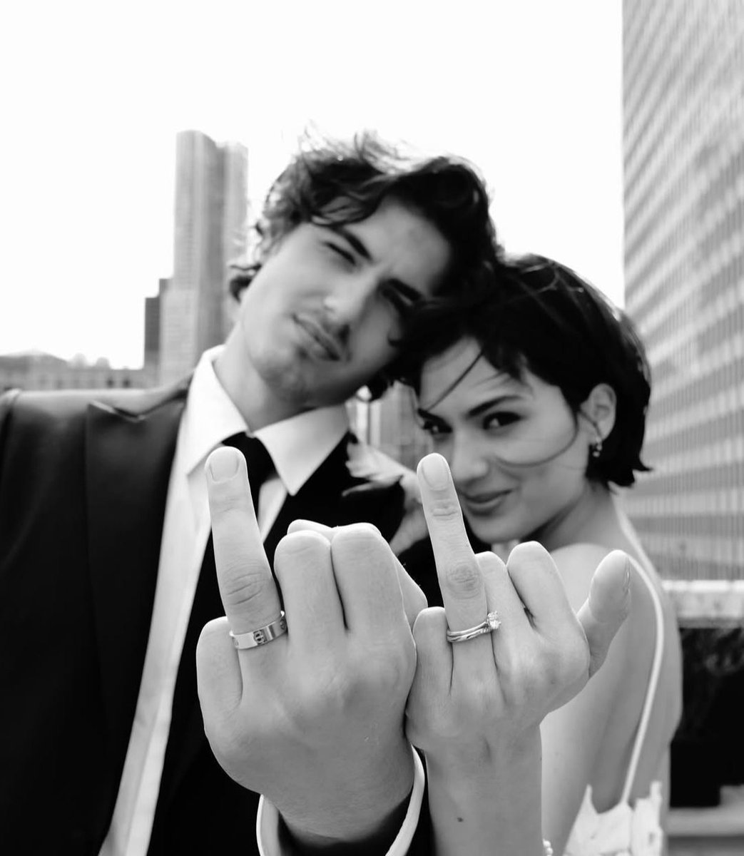 constellvtion's tweet photo. ❤️💍 https://t.co/0ug5OUmmSM