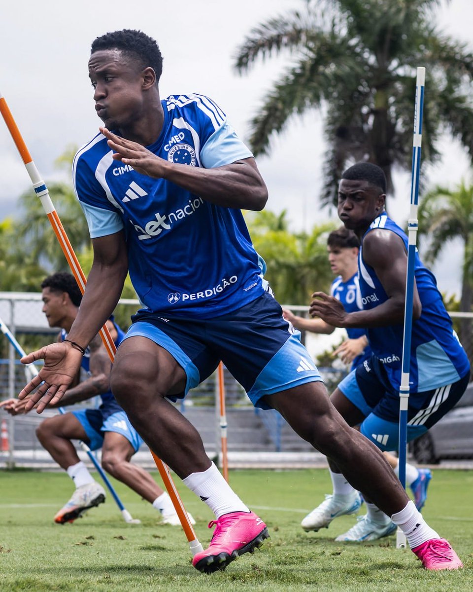 Nação Azul News tweet media