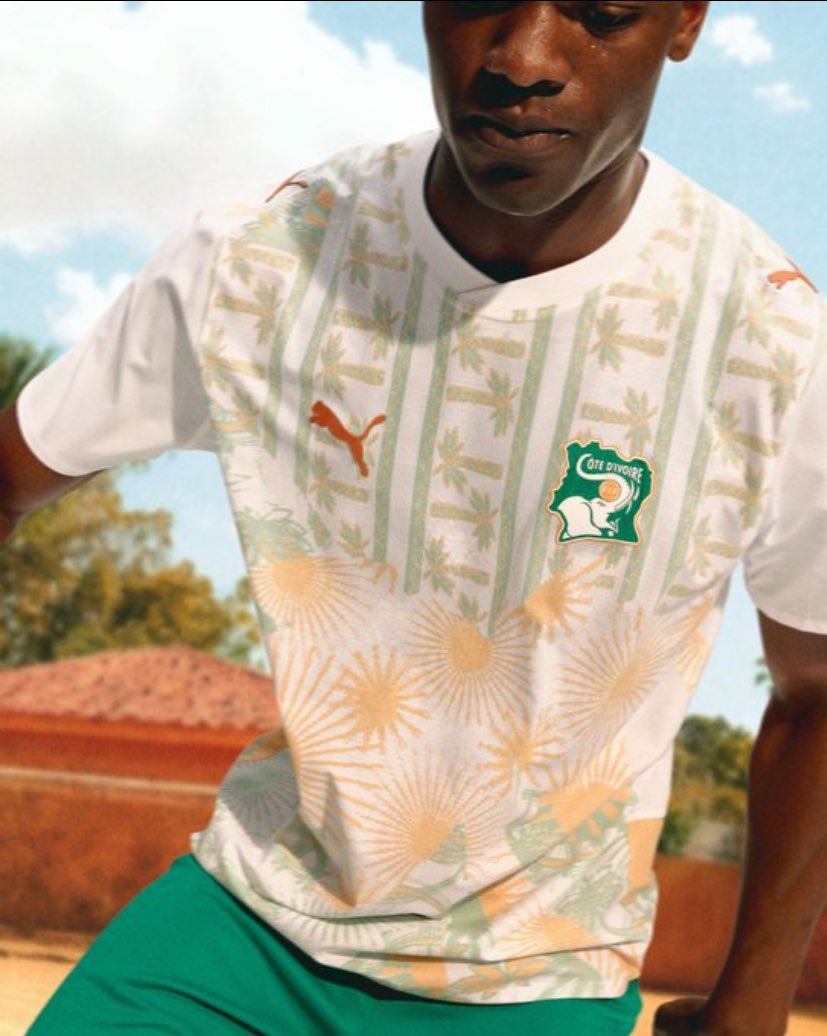 •6🇨🇮 tweet media