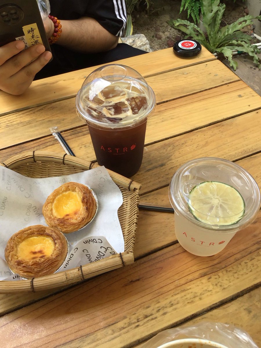 Anita Edward tweet media