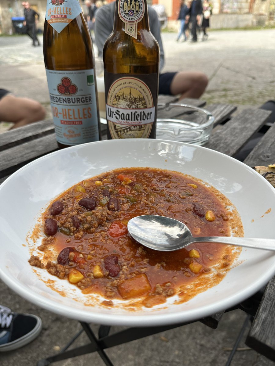 lecker Bierchen tweet media