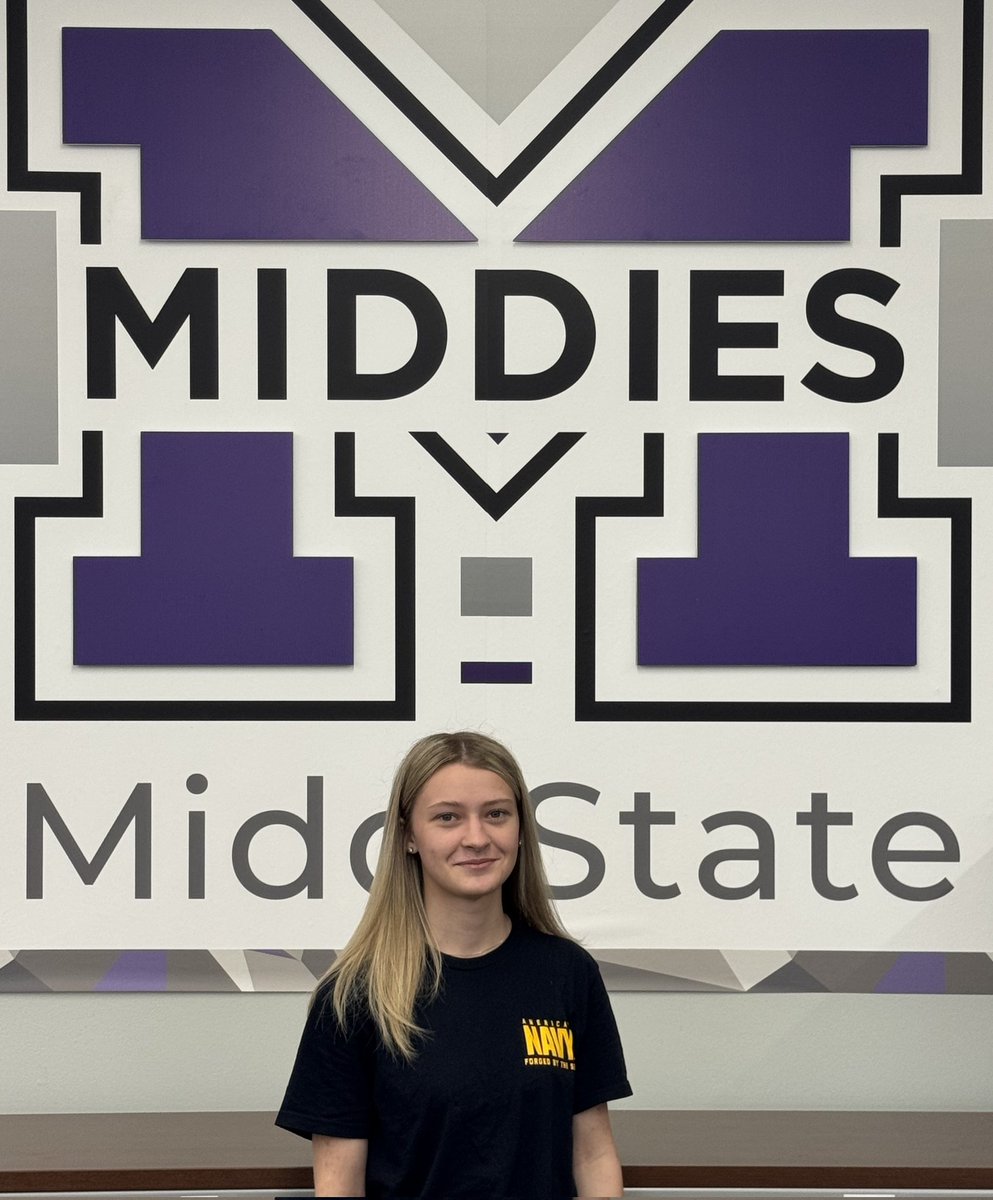 MVPMiddies's tweet image. MIDD STATE IS PROUD OF NAVY RECRUIT, ASHLEE STEVENSON!!
She is graduating a year early and ships out with @USNavy in August . We know she'll honorably represent her country and Middletown.
Non sibi sed patriae
#MiddieRising
#InTheNavy
#SubMechanics
#SemperFortis
@MHSMiddieTweets