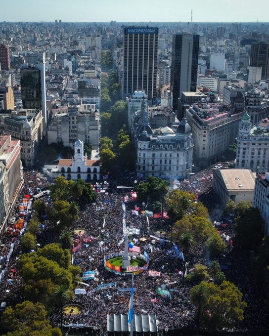 Lxs Irrompibles tweet media