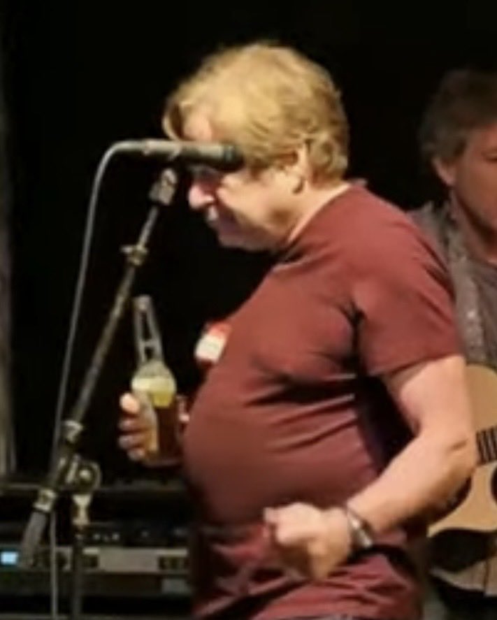 Sir Robert Levy 🎤 tweet media