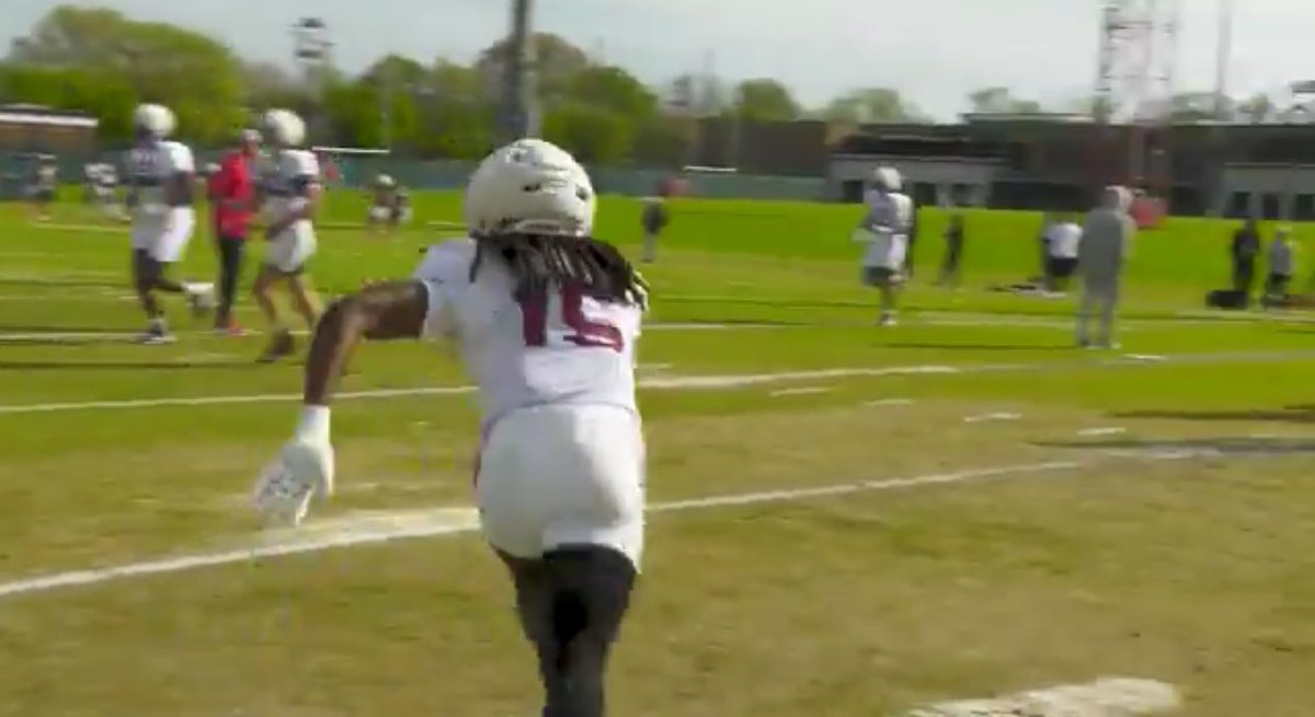 Waaaay Offsides Cotton tweet media