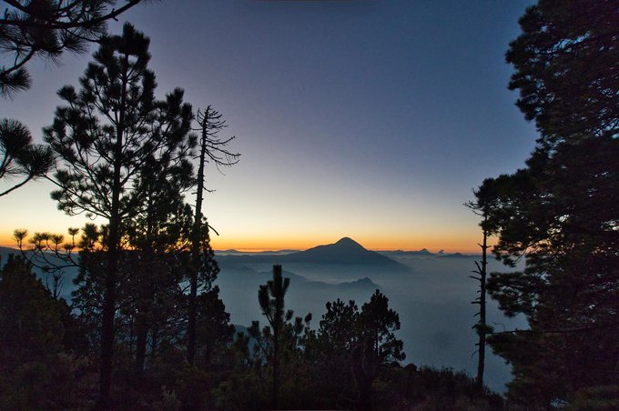HotelTapachula's tweet photo. Paisaje con el Volcán Tacaná al fondo, al norte de Tapachula.
📷 antonio_reynoso_molet https://t.co/nPukWkpkPO