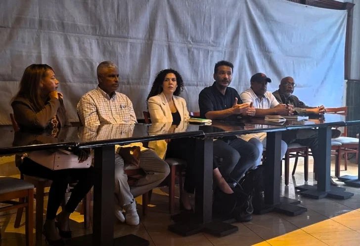 acento.com.do tweet media