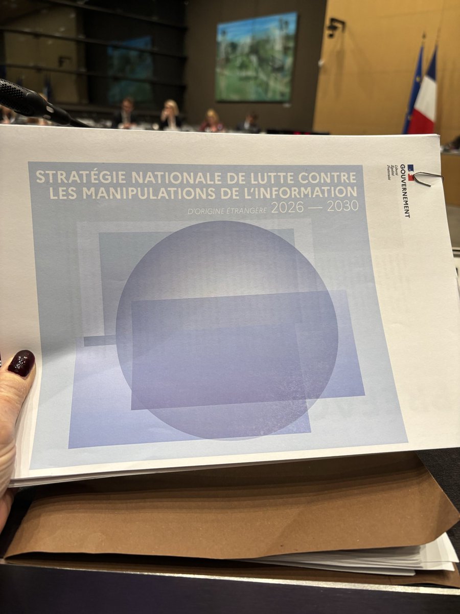 ConstanceLeGrip's tweet photo. Ce soir s'est tenu à l'Assemblée nationale, à l'initiative du Groupe @DeputesEnsemble , un débat sur les ingérences étrangères à l'approche des échéances électorales. Les ingérences de certaines puissances et certains acteurs étrangers ne sont plus un phénomène marginal, mais s'inscrivent au cœur de stratégies de déstabilisation de nos démocraties. La Russie de Poutine est actuellement la principale force qui orchestre ces ingérences et manipulations informationnelles contre notre pays et contre les autres démocraties européennes. Mais elle n'est pas la seule ! #guerrehybride @Viginum_Gouv