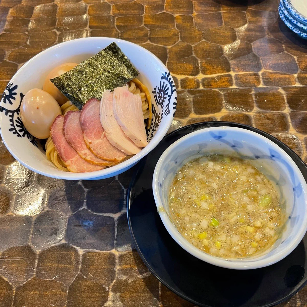 特級 鶏 蕎麦 龍介