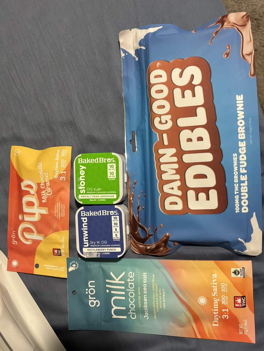 Atari AD tweet media