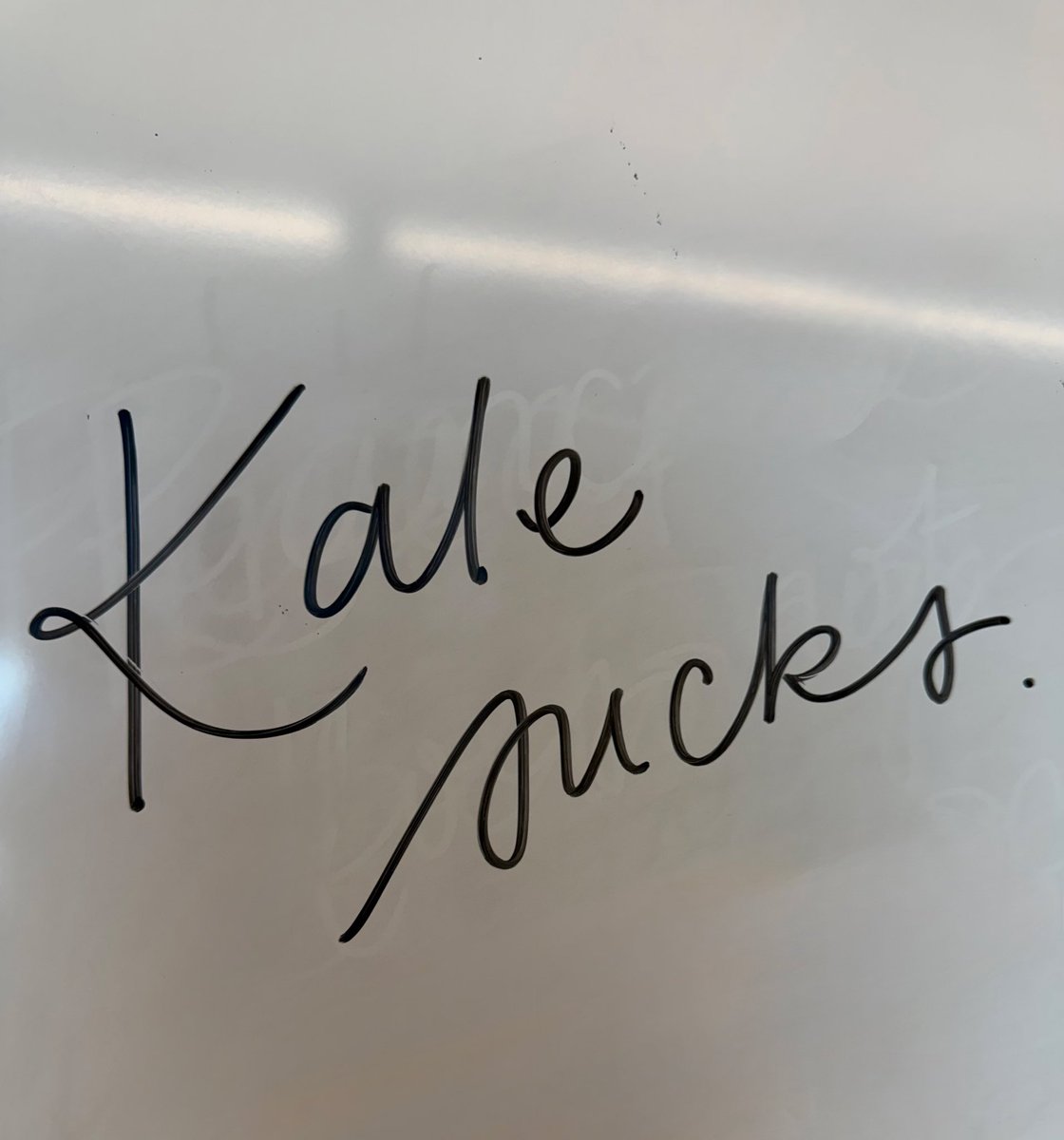 emilyetaylor tweet media