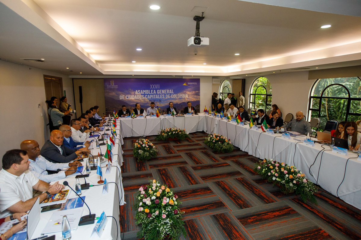 Fico Gutiérrez tweet media