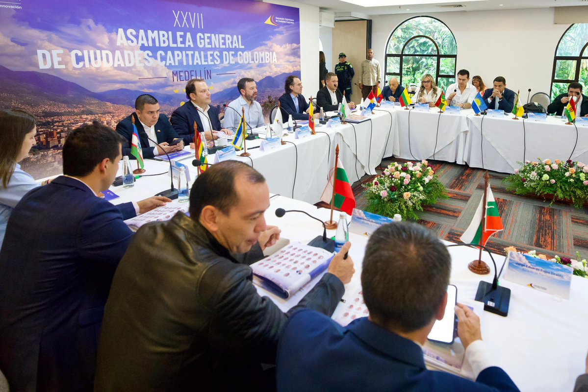 Fico Gutiérrez tweet media