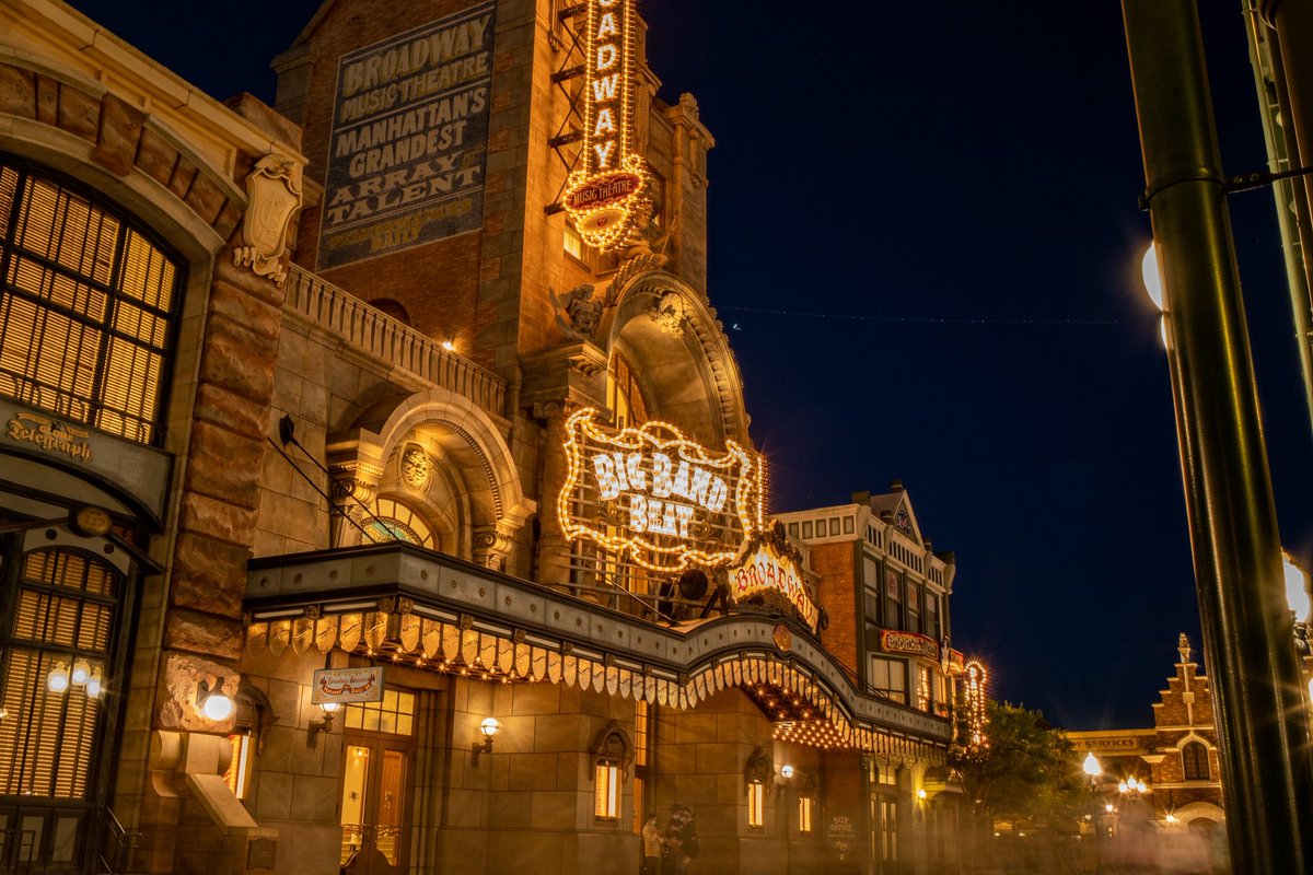 s24_starload's tweet image. 煌びやかな夜景
#ディズニーシー #夜景 #Nightview #キリトリセカイ #ディズニー風景