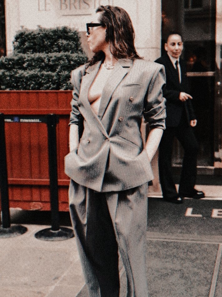 ᅠᅠ*ᅠ᭟ ᅠ𝐆𝐎𝐒𝐒𝐈𝐏ᅠ—ᅠ𝐆𝐈𝐑𝐋. tweet media