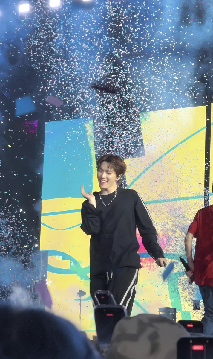 anne 🐱🪽 tweet media