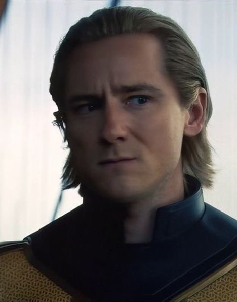 LewisPullman'sMackTruckHat/StaresAtTheVoid tweet media