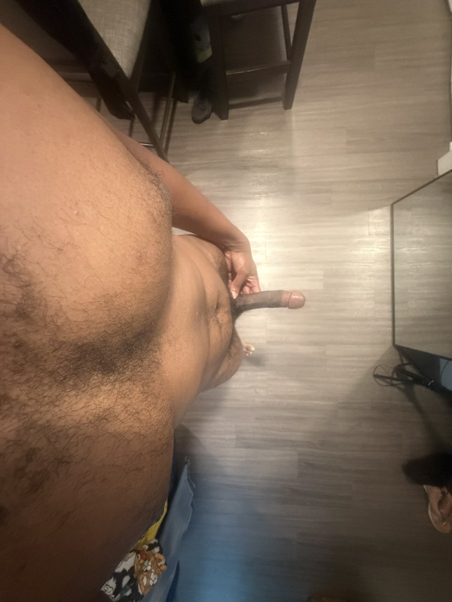 deest19's tweet photo. Todays POV from the crib:  🔍🍆 #htx #vers https://t.co/VxoXzE48PI