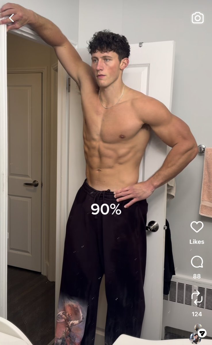 MEN MAGAZINE tweet media