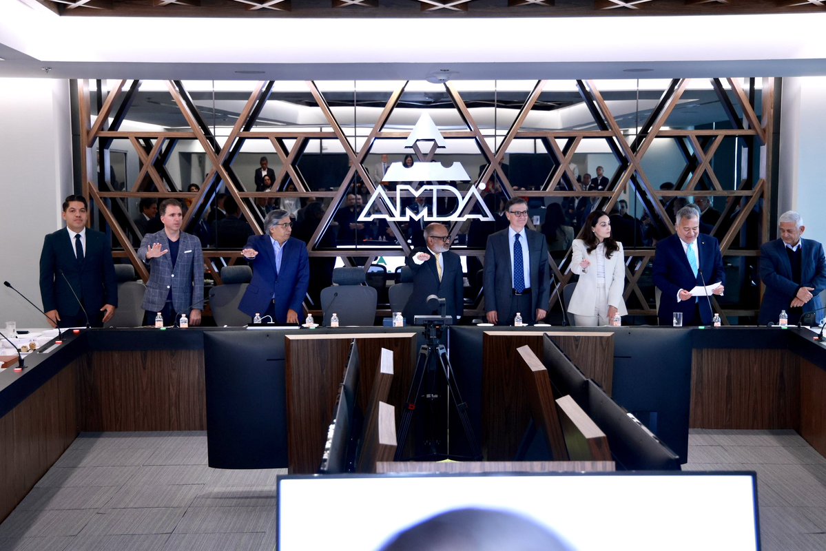 Emmanuel Reyes tweet media