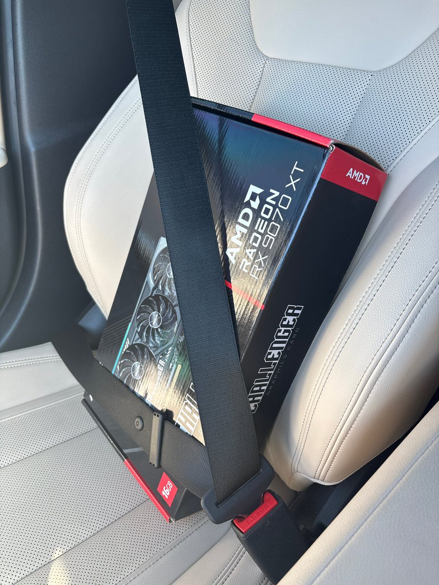 Rocker66x 🙂🎵 🔜 LIVE in your city! tweet media