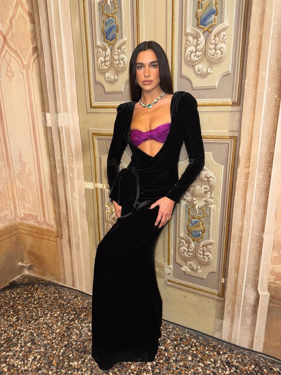 CelebAddict357 tweet media