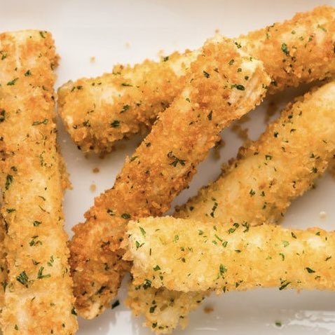 seascars's tweet image. ᶻz ◜ lumpia (filipino spring rolls) or wonton mozzarella sticks ◞ 𖦹