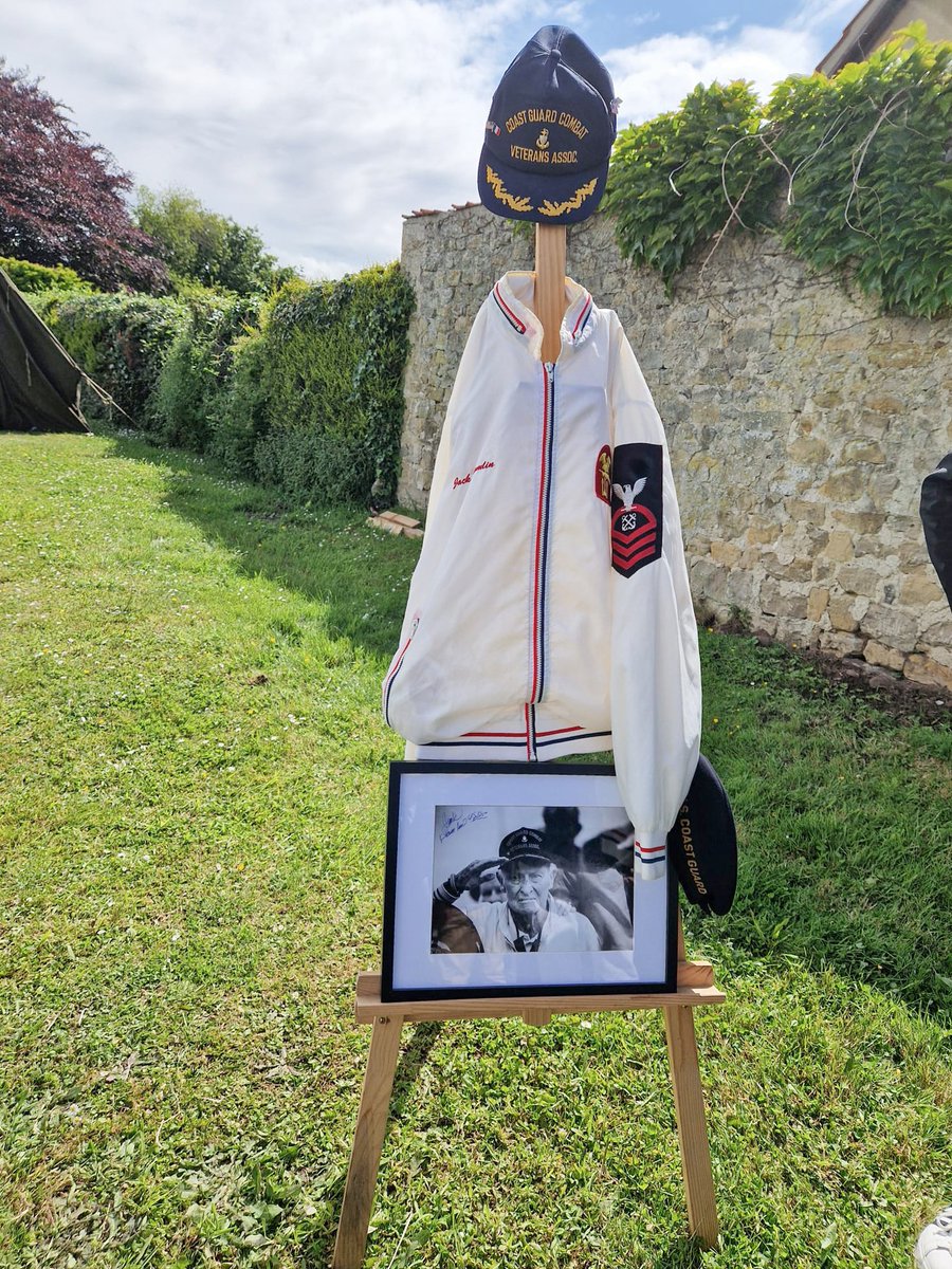 Darius Radzius tweet media