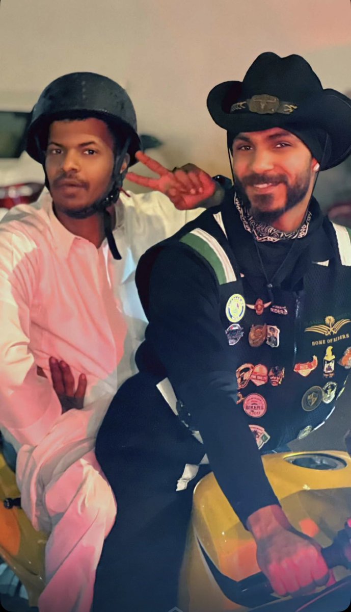 Saudi_Riders's tweet photo. تشرّف فريق سعودي رايدرز بالمشاركة في فعالية معايدة الأيتام التي أقامتها @EkhaaSA_ المؤسسة الخيرية لرعاية الأيتام (إخاء)، حيث كان لنا شرف مشاركة الأبناء فرحة العيد ورسم الابتسامة على وجوههم،

وتأتي هذه المشاركة ضمن جهود الفريق في خدمة المجتمع وتعزيز روح العطاء والتكافل.

نسأل الله أن يعيده علينا وعليهم أعوامًا عديدة، وأن يديم الفرح والبهجة في قلوبهم 🤲🏻

#سعودي_رايدرز
#إخاء
#معايدة_الأيتام
#عيد_الفطر_١٤٤٧هـ 
#عمل_تطوعي
#المسؤولية_المجتمعية 
@EkhaaSA_