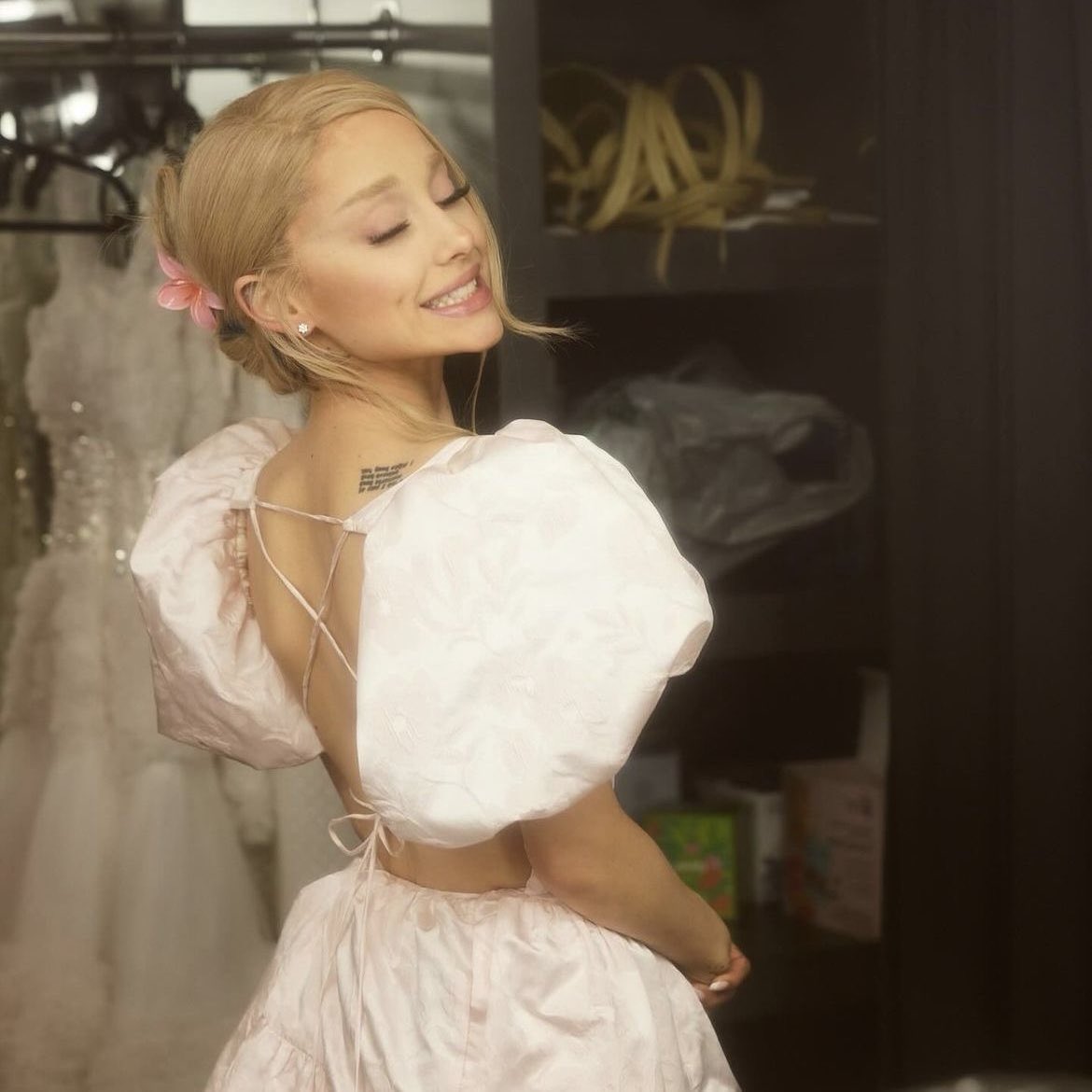 Ariana Grande Brasil tweet media