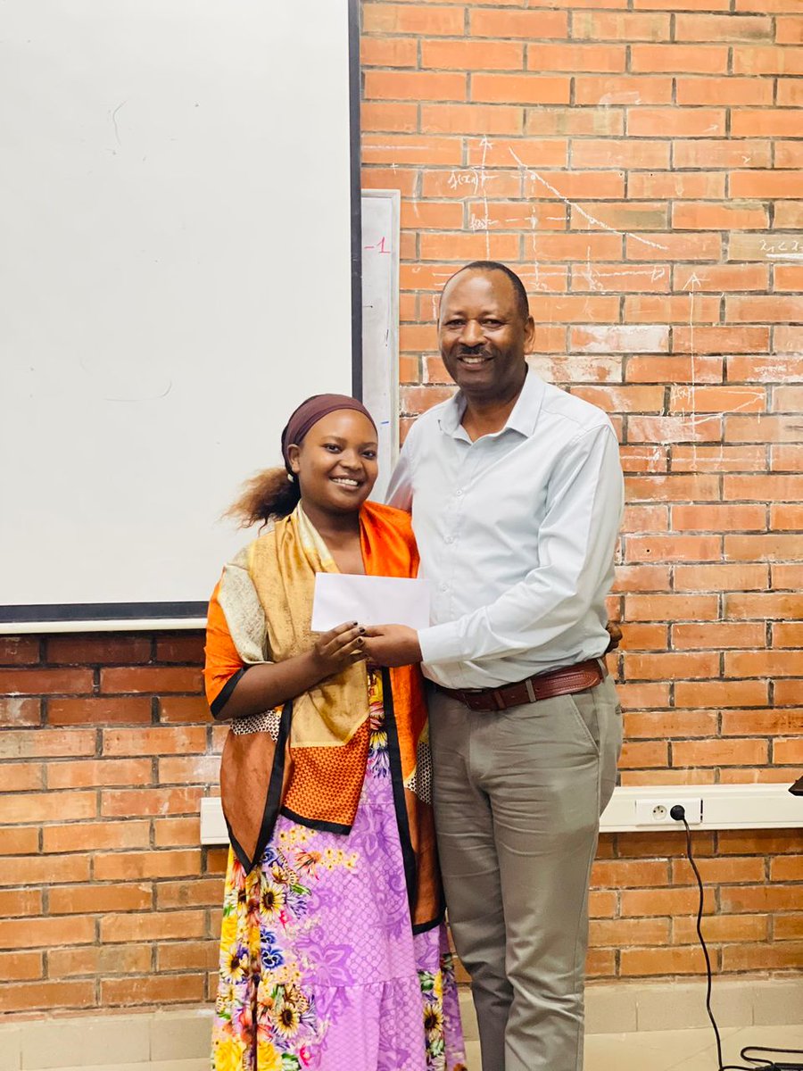 RBSN_2023's tweet photo. We extend our sincere appreciation to Dr. Joseph for facilitating such a smooth and engaging session, and to Mrs. Pascal Kunda for her insightful guidance on preparing for our future careers as members of the Rwanda Biotechnology Students Network. 
#Biotechnology 
#Biomex https://t.co/BzqvV73jk7