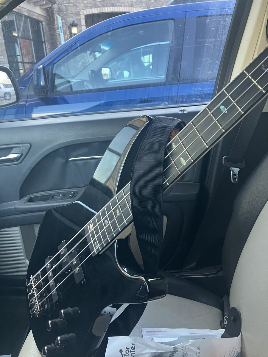 Yxng God tweet media