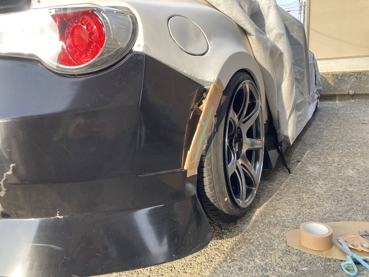 かずさ tweet media