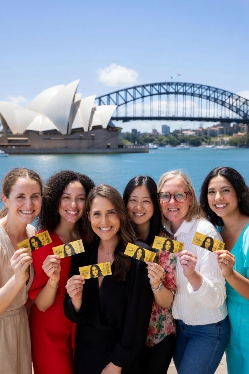 TheRoyalTea tweet media