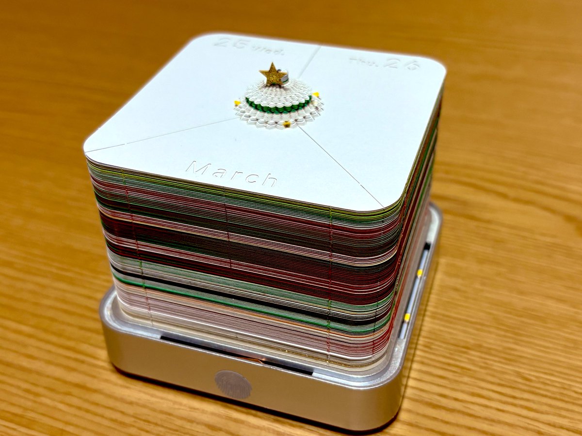 ともけつ tweet media