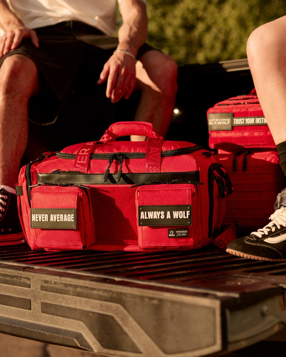 WOLFpaktrust's tweet image. The Elite Red Collection ⚾️🚨 | Shop Now!

Can't decide between a Backpack or a Duffle? Grab both!

We've got (3) bundles for you to choose from:
🌟 Starting Lineup 
🌟 All-Star
🌟 Dugout Essentials

Shop the drop here ➡️ wolfpak.com

#wolfpak #backpack