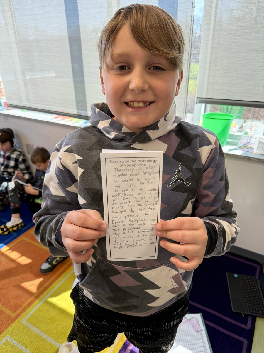 Courtney Rua tweet media