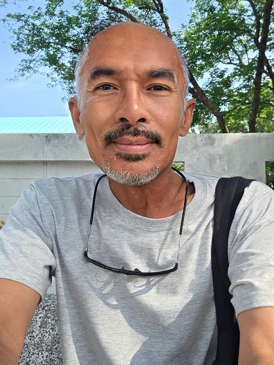 ลุงแกละ tweet media