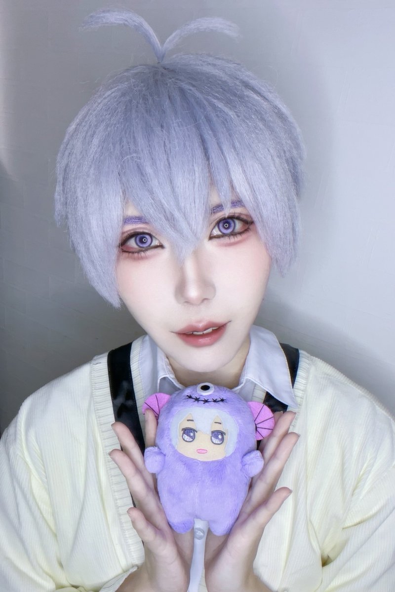おはようございます☀
今日は3月25日！べしさんの誕生日だよ！
おめでとうございます！
お声がほんとうに大好き😭😭💜💜💜
あしたのアイナナ通信ホント楽しみ✨✨✨
#おもちコス #cos