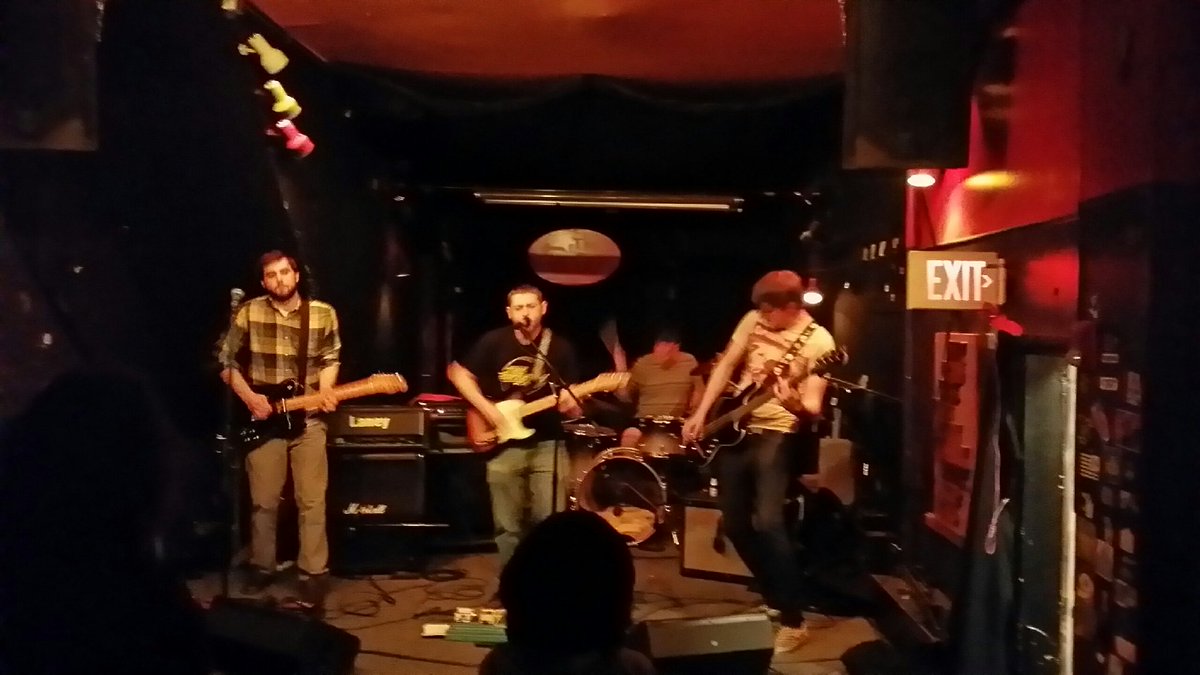 Still Bones tweet media