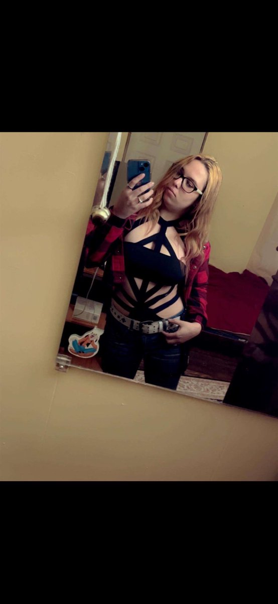 Lilfighter2022's tweet photo. Come play with me 😜
I have cashapp, pay pal and Venmo 
10 for 10 premades 
20 for 20 premades 
30 for 30 sessions 
15 min for 30$ video calls
Customs are negotiable https://t.co/KZYE6ieThK