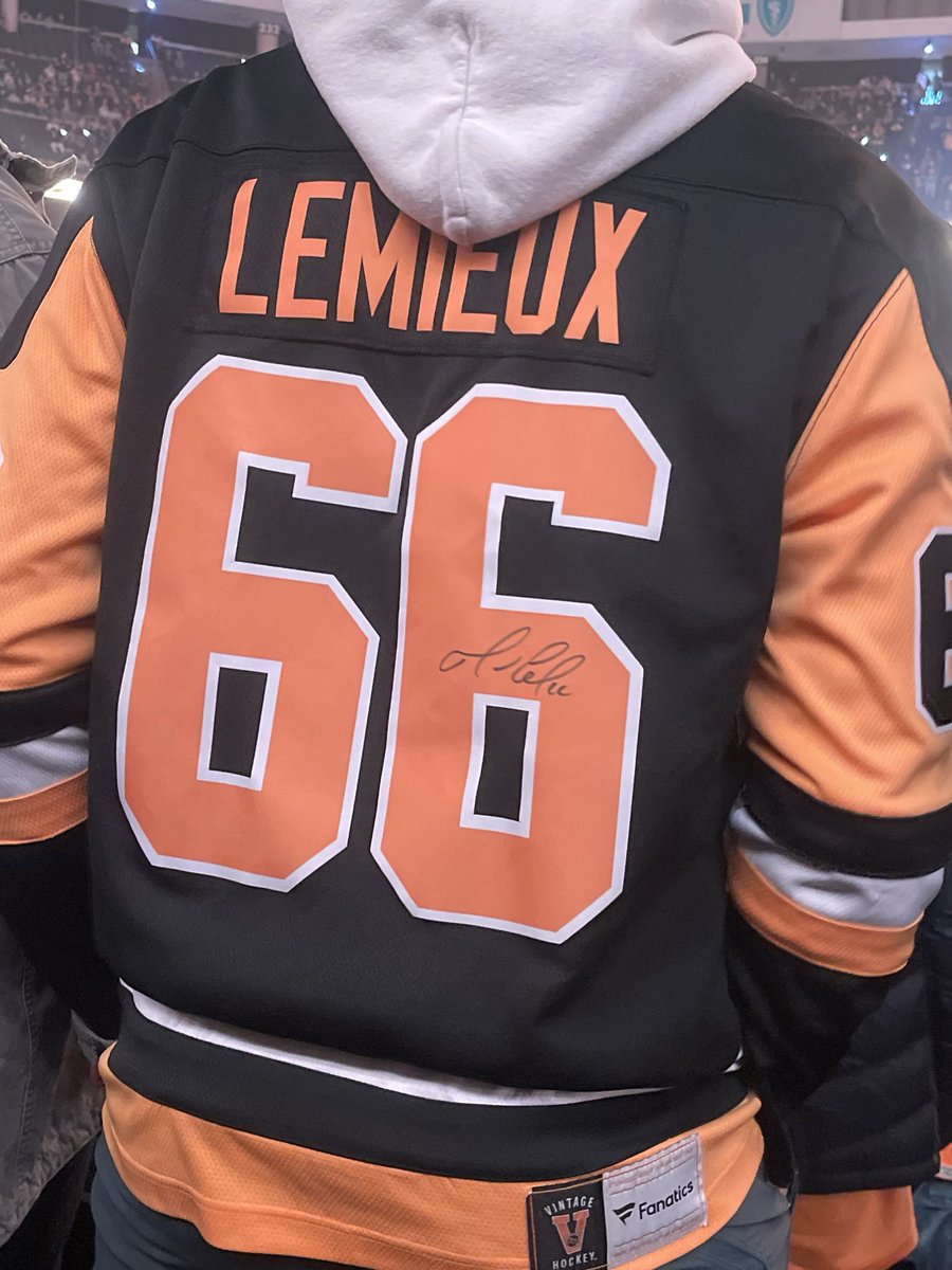 Troy Beck tweet media