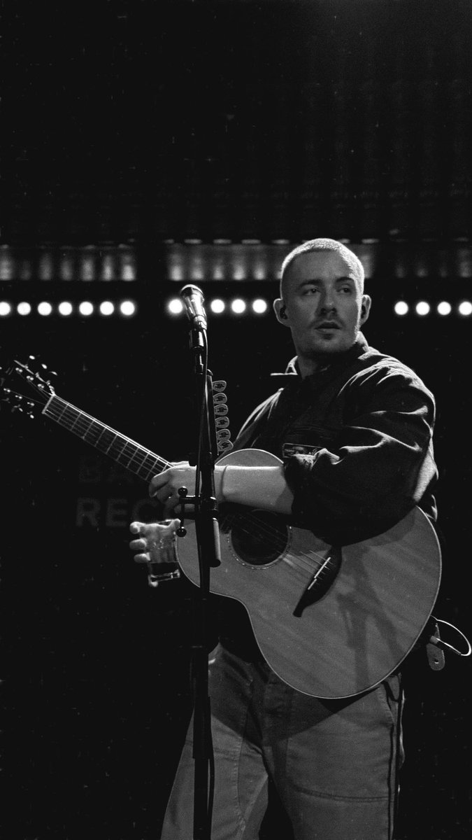 Mollie🌷 tweet media