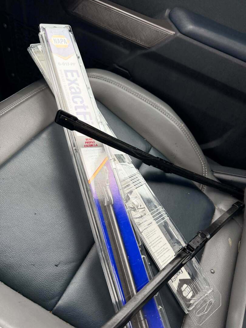 welp, I have another new learned skill to throw into my arsenal. I researched, secured, and installed, my first set of wiper blades in the bronco… Or anywhere for that matter.

￼I used to literally hire everything done. I once paid somebody 50 bucks to… instagr.am/p/DWSPIvsGTDC/