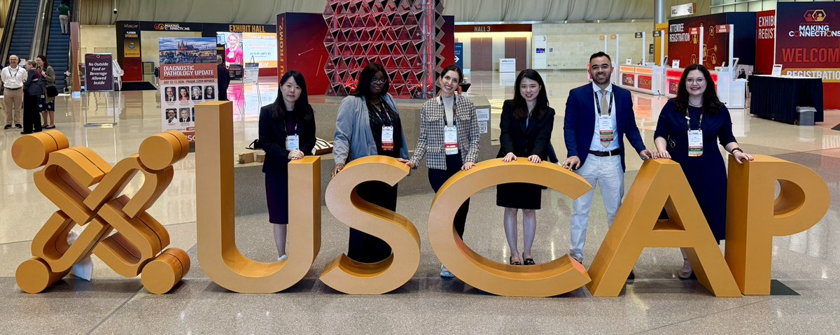 mdiremsahin's tweet photo. Emory pathology residents in action at #uscap2026! 🌟@TheUSCAP @EmoryPathology https://t.co/ENzK8v2YVe